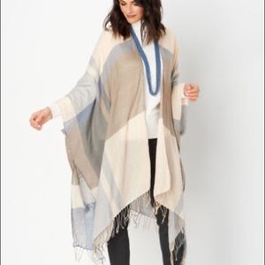 🧣NWT Blue & Green Plaid Scarf🧣